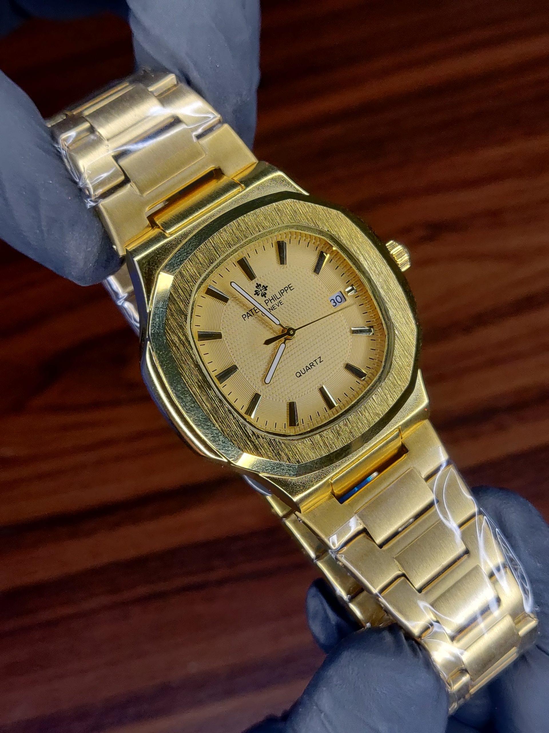 Patek Philippe Nautilus Quartz Gold Watch - Image 2